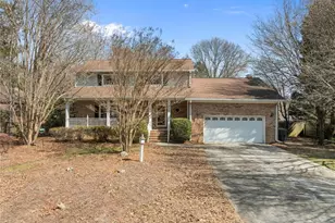 4306 Oak Hollow Dr, High Point, NC 27265 - Photo 1
