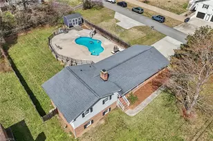 660 S Peace Haven Rd, Winston-Salem, NC 27103 - Photo 1