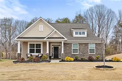 186 Park Place Circle, Winston-Salem, NC 27107 - Photo 1