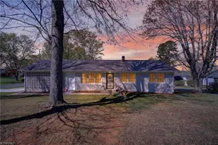203 Sunrise Ave, Asheboro, NC 27203 - Photo 1