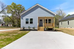 1517 Belmont St, Burlington, NC 27215 - Photo 1