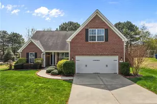 206 Carson Woods Dr, Burlington, NC 27215 - Photo 1