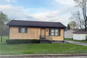 124 S Byrd St, Eden, NC 27288 - Photo 1