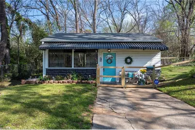 25 Brookline Street E, Winston-Salem, NC 27127 - Photo 1