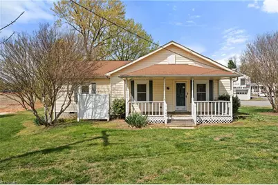 905 W Clemmonsville Road, Winston-Salem, NC 27127 - Photo 1