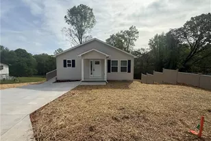 909 Eleanor Dr, Lexington, NC 27295 - Photo 1