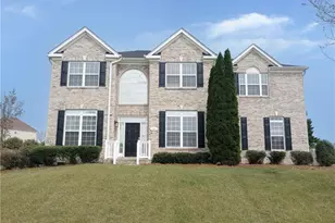 108 N Honey Locust Dr, Thomasville, NC 27360 - Photo 1