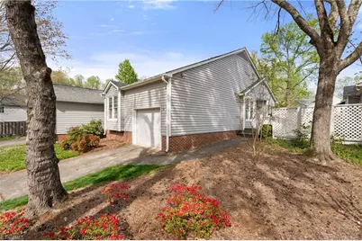 127 Pebble Ridge Lane, Winston-Salem, NC 27104 - Photo 1