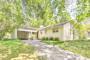 3033 Kinnamon Rd, Winston-Salem, NC 27104 - Photo 1