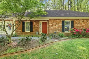 457 Valleymeade Dr, Kernersville, NC 27284 - Photo 1