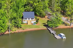 449 Island View Dr, Lexington, NC 27292 - Photo 1