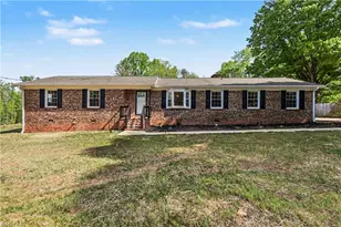 2314 Bonnie Ln, Summerfield, NC 27358 - Photo 1