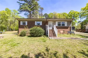 1014 Pine Ln, Eden, NC 27288 - Photo 1