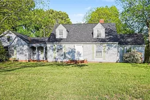 312 Pineywood Rd, Thomasville, NC 27360 - Photo 1