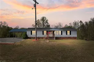 1747 Lynchburg Rd, Westfield, NC 27053 - Photo 1
