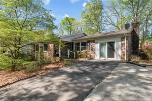 323 Shannon Dr, Eden, NC 27288 - Photo 1