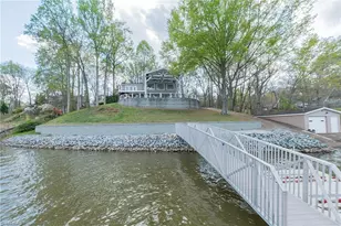 362 Hillview Dr, Lexington, NC 27292 - Photo 1