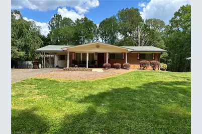 126 Lyn Avenue, Mount Airy, NC 27030 - Photo 1