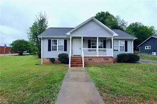 1324 Whitsett St, Burlington, NC 27215 - Photo 1
