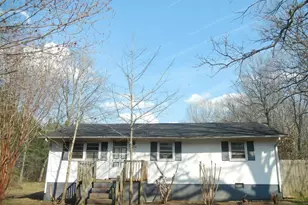 1034 Cascade Ave, Eden, NC 27288 - Photo 1