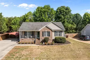 1273 Durham Meadows Dr, Burlington, NC 27217 - Photo 1