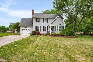 3819 Oak Forest Dr, High Point, NC 27265 - Photo 1