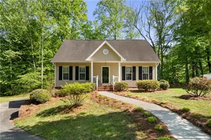 2375 Oakton Dr, Clemmons, NC 27012 - Photo 1