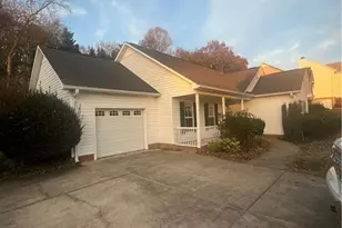 2721 Bridgeport Dr, Winston-Salem, NC 27103 - Photo 1