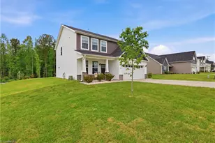 633 Mahogany Dr, Thomasville, NC 27360 - Photo 1