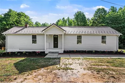 4900 Day Court, Walkertown, NC 27051 - Photo 1