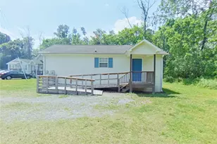 28 King Row, Thomasville, NC 27360 - Photo 1