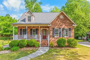 6721 Fairwood Ct, Clemmons, NC 27012 - Photo 1