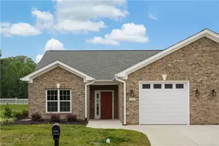 118 Sanderlyn Ct, Eden, NC 27288 - Photo 1