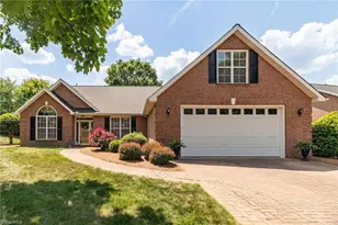 4752 Barrington Pl Ct, Jamestown, NC 27282 - Photo 1