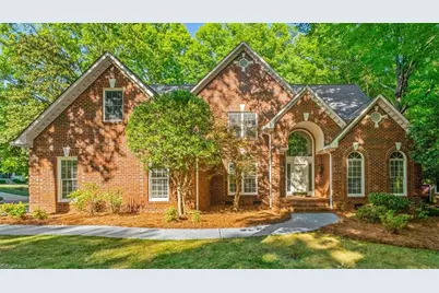 10 Elm Grove Way, Greensboro, NC 27405 - Photo 1