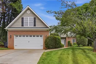 3857 Turnberry Park Dr, Pfafftown, NC 27040 - Photo 1
