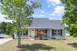703 Brushy Fork Dr, Greensboro, NC 27406 - Photo 1