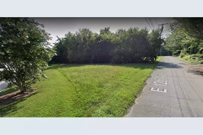 10 E 12th Avenue, Lexington, NC 27292 - Photo 1