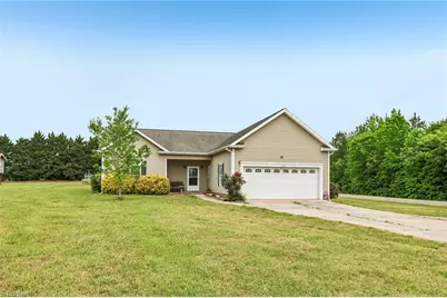104 Mollie Road, Harmony, NC 28634 - Photo 1