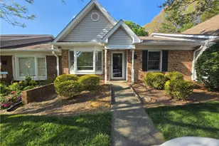 15 Collwood Ct, Greensboro, NC 27409 - Photo 1