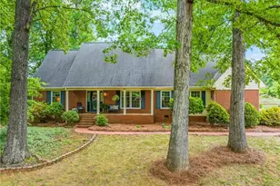 907 Branchwood Dr, Kernersville, NC 27284 - Photo 1