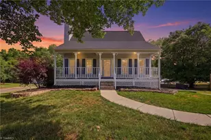3080 Gladewater Ct, Pfafftown, NC 27040 - Photo 1
