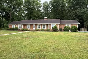 1022 E. Sheraton Park Rd, Pleasant Garden, NC 27313 - Photo 1