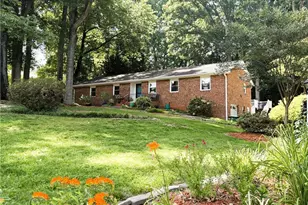 6834 Rollingwood Dr, Clemmons, NC 27012 - Photo 1