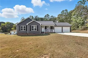 324 Carriage Trace Ln, Lexington, NC 27295 - Photo 1