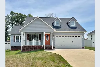 114 Brooke Ridge Drive, Thomasville, NC 27360 - Photo 1