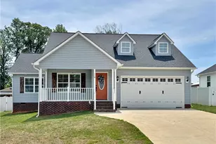 114 Brooke Ridge Dr, Thomasville, NC 27360 - Photo 1