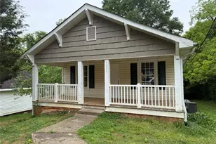 4224 Ogburn Ave, Winston-Salem, NC 27105 - Photo 1