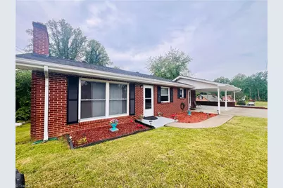 2556 Westfield Road, Mount Airy, NC 27030 - Photo 1