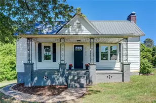 2102 Carolina Mill Rd, Burlington, NC 27217 - Photo 1
